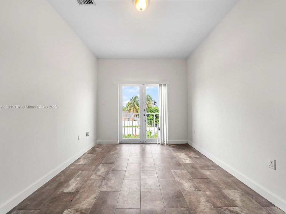 На продажу: $715,000 (0 спален, 0 ванн, 2950 Квадратных фут)