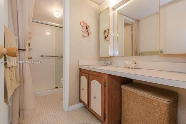 En Venta: $260,000 (2 camas, 1 baños, 998 Pies cuadrados)