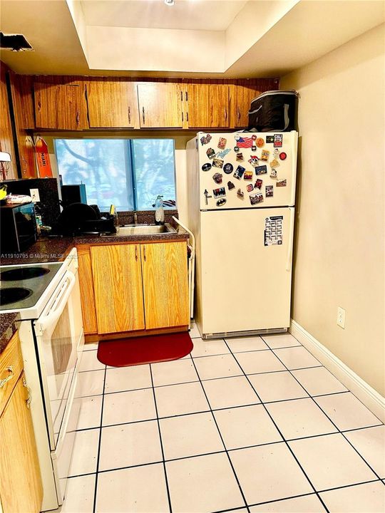 En Venta: $250,000 (2 camas, 1 baños, 946 Pies cuadrados)