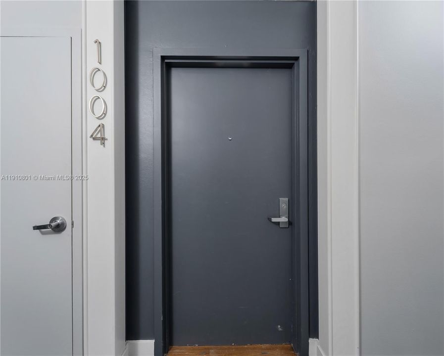 В аренду: $2,850 (2 спален, 2 ванн, 1225 Квадратных фут)