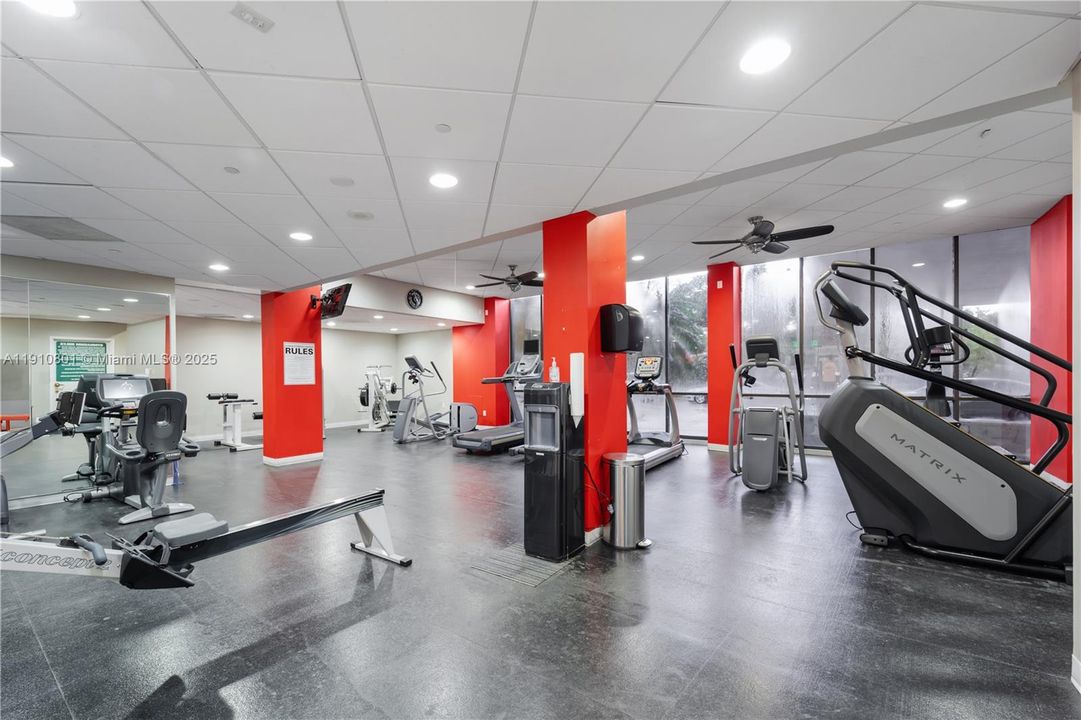 В аренду: $2,850 (2 спален, 2 ванн, 1225 Квадратных фут)