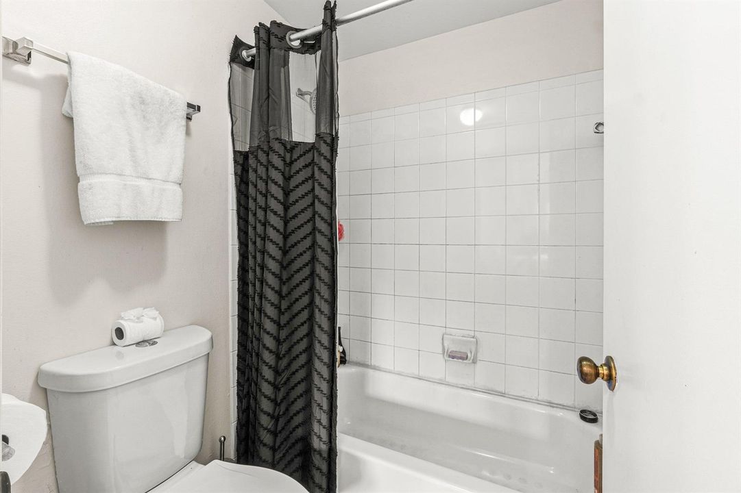 026-1588VeracruzLane-Weston-FL-33327-SMA