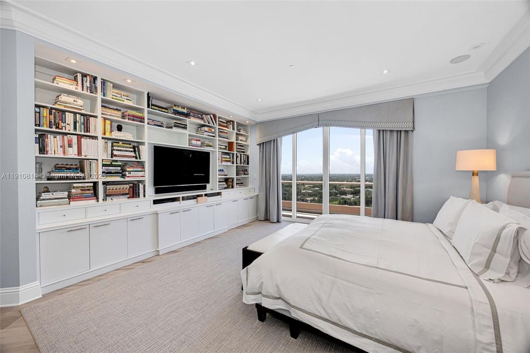 Activo con contrato: $3,900,000 (3 camas, 3 baños, 2970 Pies cuadrados)