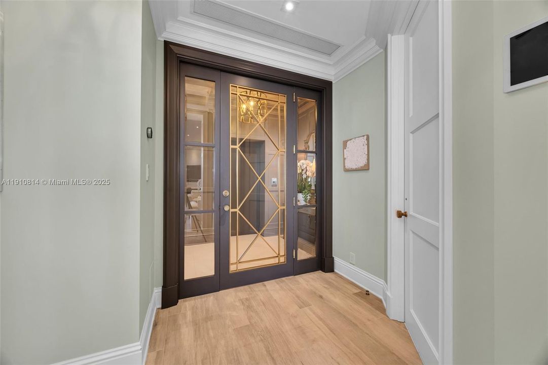 Activo con contrato: $3,900,000 (3 camas, 3 baños, 2970 Pies cuadrados)