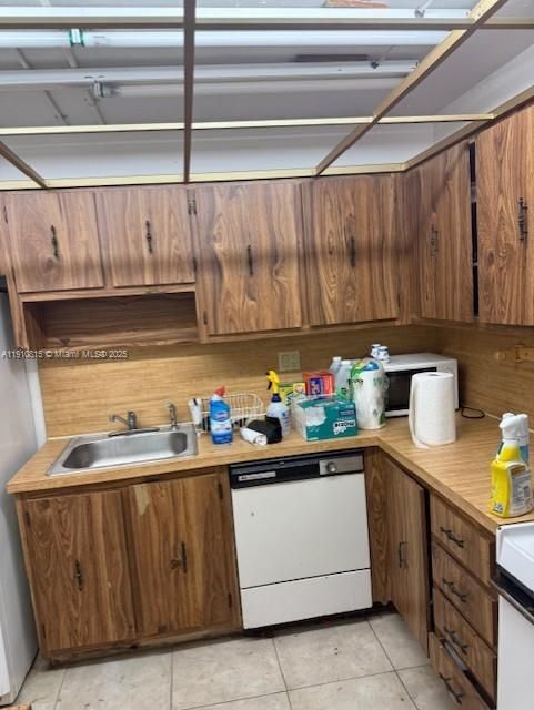 For Sale: $200,000 (1 beds, 1 baths, 845 Square Feet)