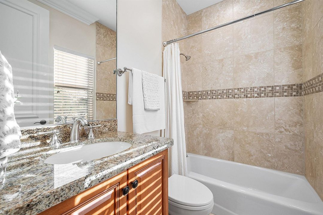 052-712Northeast71stStreet-BocaRaton-FL-