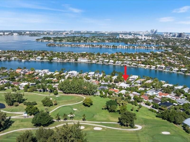 For Sale: $3,980,000 (4 beds, 4 baths, 1724 Square Feet)