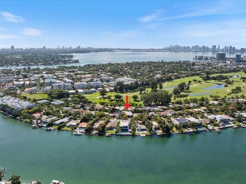 For Sale: $3,980,000 (4 beds, 4 baths, 1724 Square Feet)