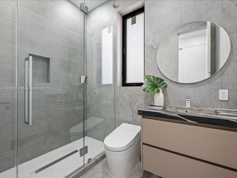 For Sale: $3,980,000 (4 beds, 4 baths, 1724 Square Feet)