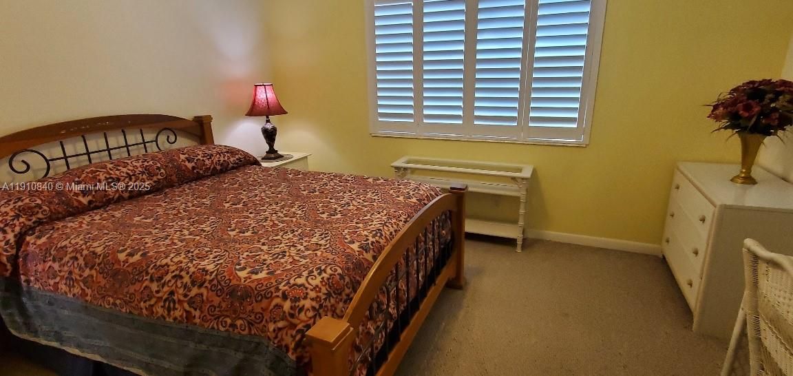 待售: $139,900 (1 贝兹, 1 浴室, 709 平方英尺)