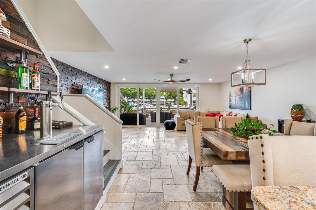 Active With Contract: $725,000 (3 beds, 2 baths, 1610 Square Feet)