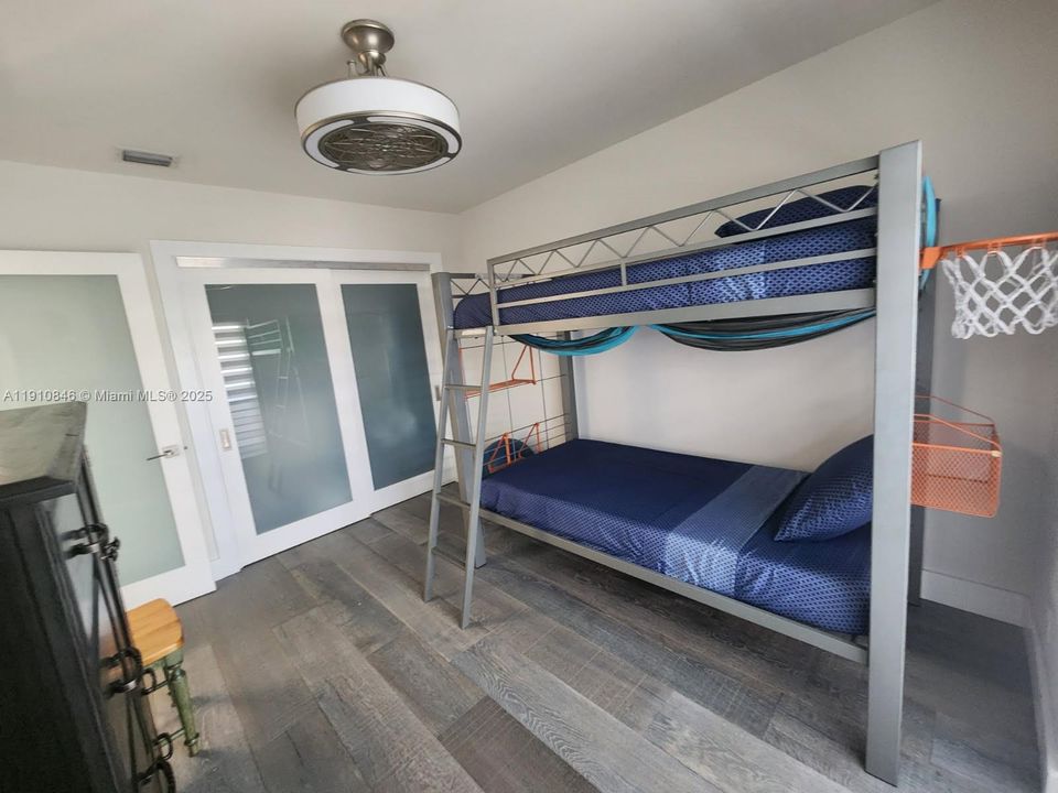 Active With Contract: $725,000 (3 beds, 2 baths, 1610 Square Feet)