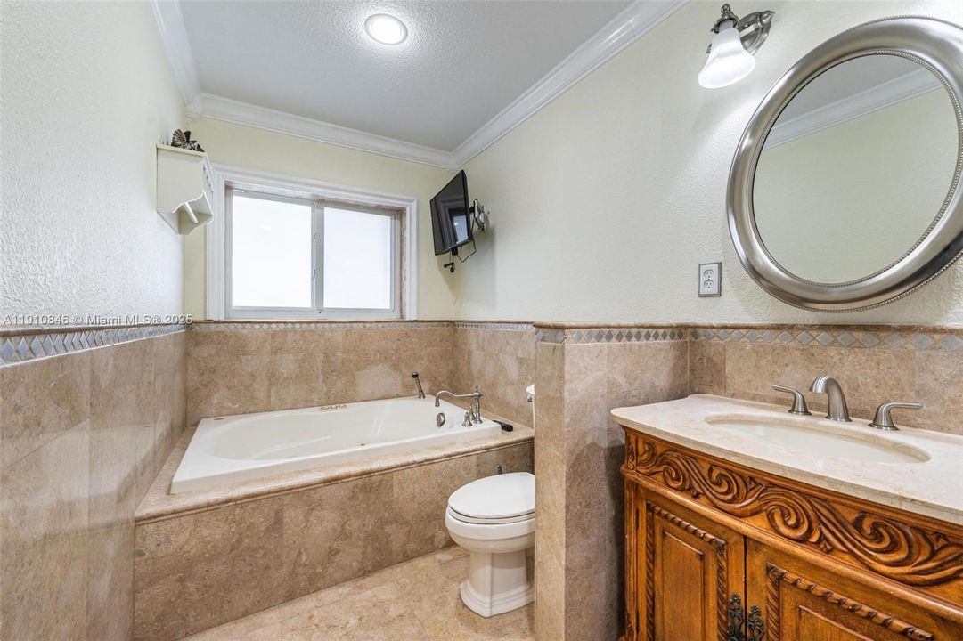 Active With Contract: $725,000 (3 beds, 2 baths, 1610 Square Feet)