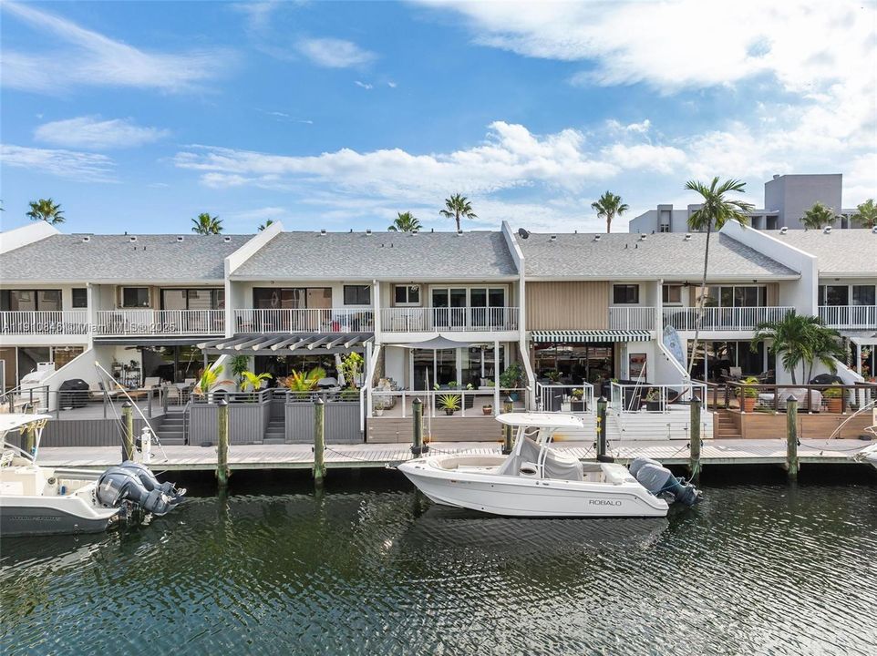 Active With Contract: $725,000 (3 beds, 2 baths, 1610 Square Feet)