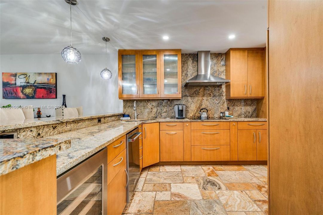 Active With Contract: $725,000 (3 beds, 2 baths, 1610 Square Feet)