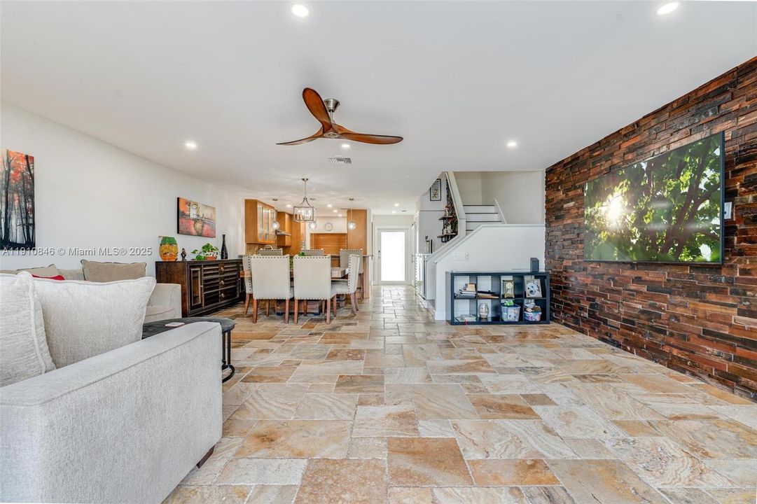 Active With Contract: $725,000 (3 beds, 2 baths, 1610 Square Feet)