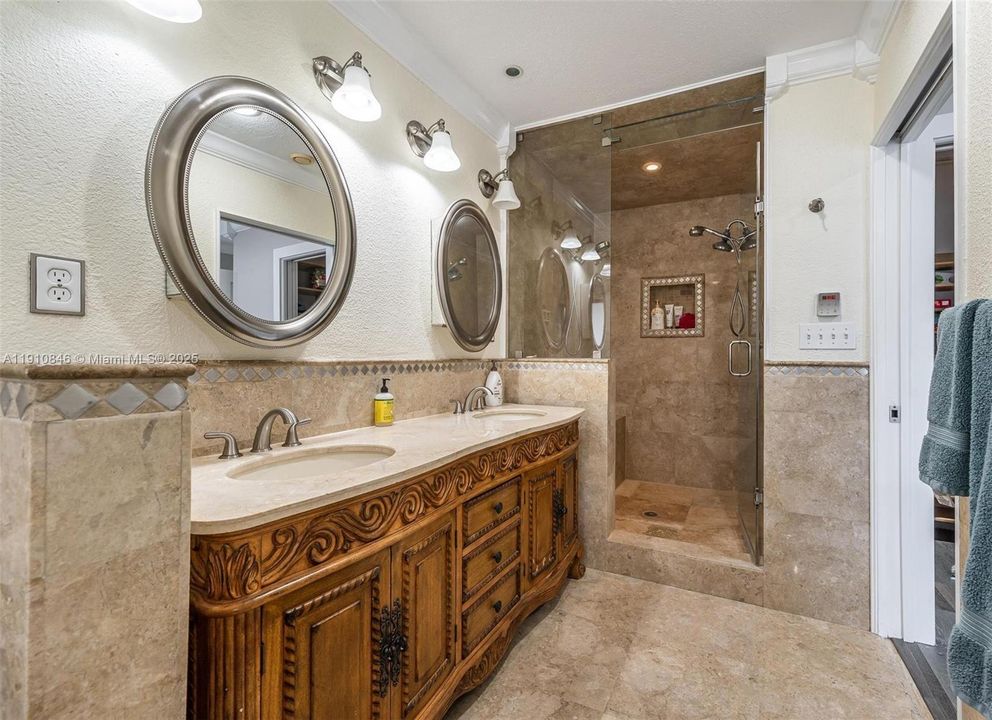 Active With Contract: $725,000 (3 beds, 2 baths, 1610 Square Feet)