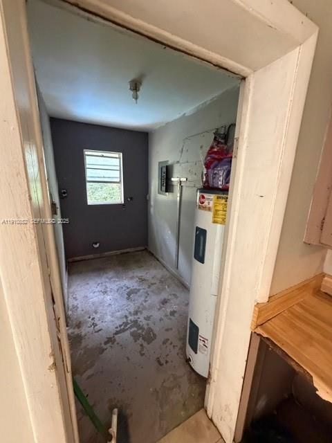 Activo con contrato: $245,000 (4 camas, 2 baños, 1620 Pies cuadrados)