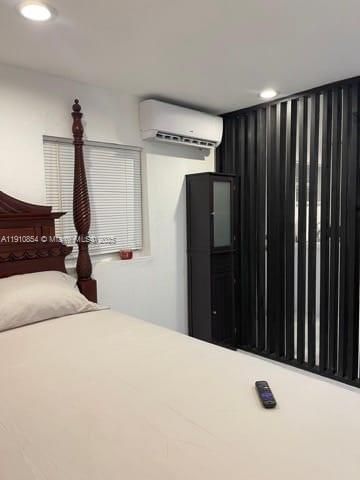 For Rent: $1,450 (0 beds, 1 baths, 1232 Square Feet)