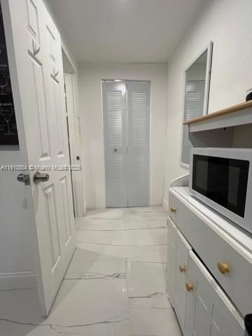 For Rent: $1,450 (0 beds, 1 baths, 1232 Square Feet)