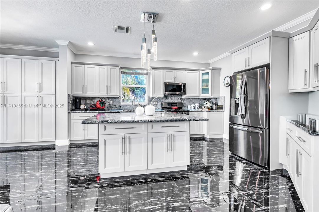 На продажу: $1,595,000 (4 спален, 3 ванн, 3453 Квадратных фут)