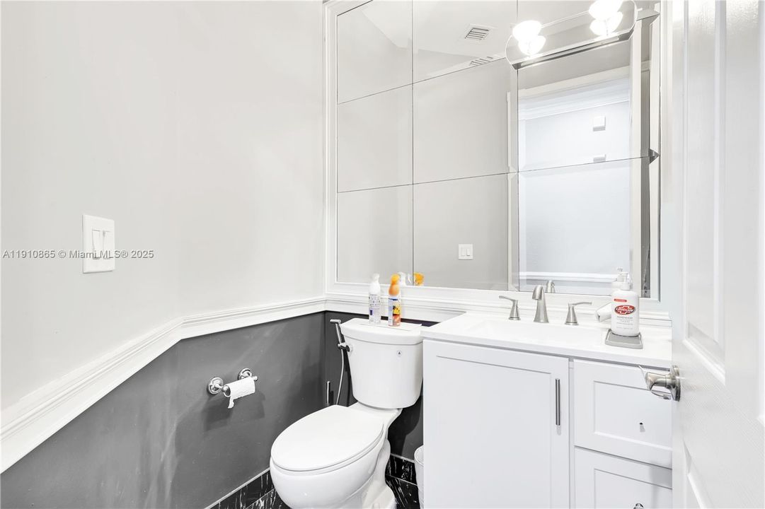 На продажу: $1,595,000 (4 спален, 3 ванн, 3453 Квадратных фут)