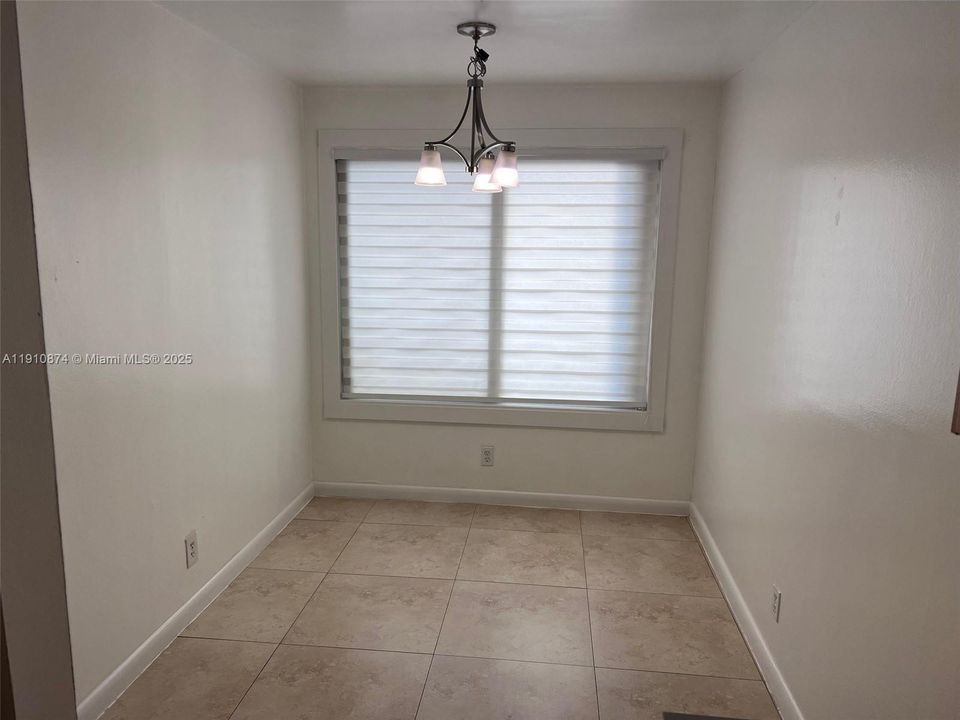 Active With Contract: $289,900 (4 beds, 2 baths, 2020 Square Feet)