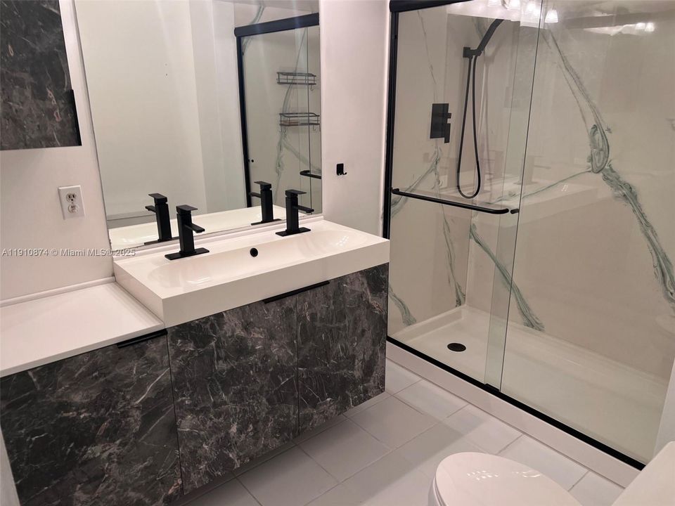 Active With Contract: $289,900 (4 beds, 2 baths, 2020 Square Feet)