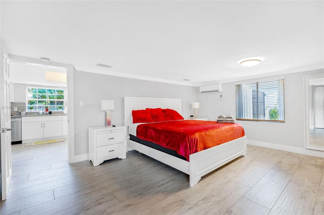 На продажу: $1,199,900 (4 спален, 2 ванн, 2163 Квадратных фут)