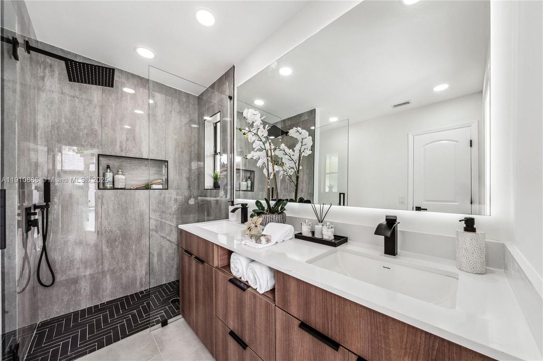 For Sale: $805,000 (4 beds, 2 baths, 0 Square Feet)