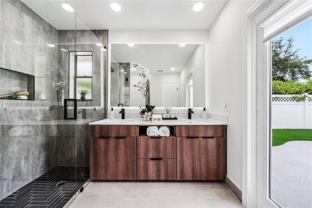 For Sale: $805,000 (4 beds, 2 baths, 0 Square Feet)