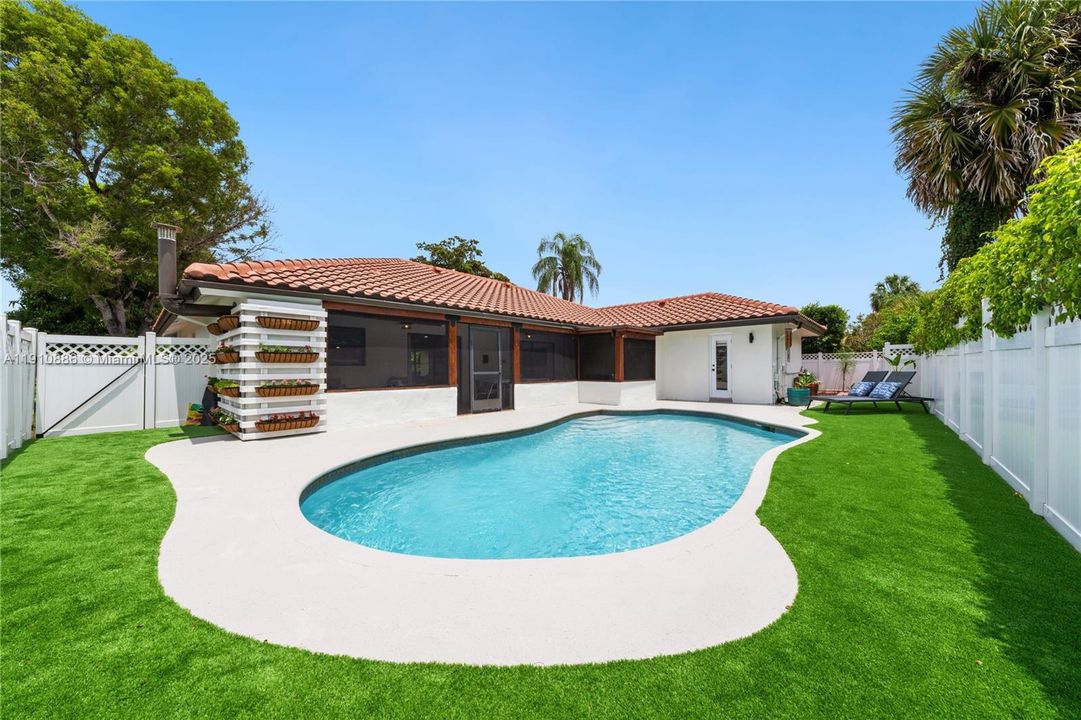 For Sale: $805,000 (4 beds, 2 baths, 0 Square Feet)