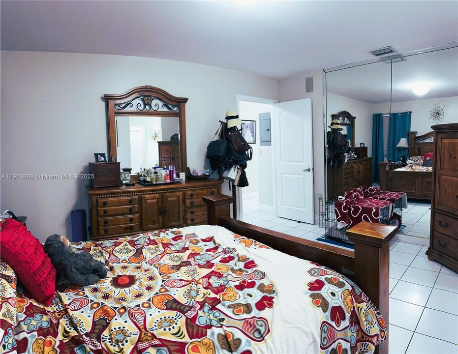 На продажу: $649,000 (3 спален, 2 ванн, 1364 Квадратных фут)