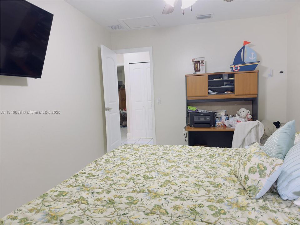 На продажу: $649,000 (3 спален, 2 ванн, 1364 Квадратных фут)