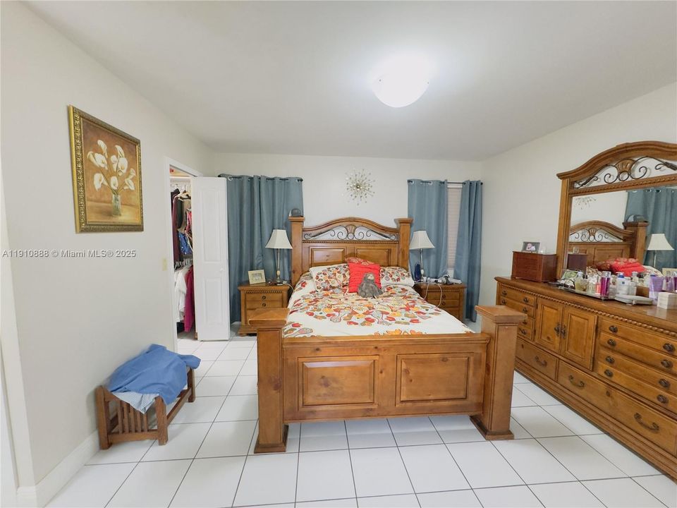 На продажу: $649,000 (3 спален, 2 ванн, 1364 Квадратных фут)