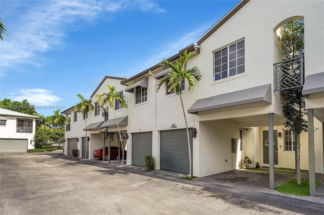 На продажу: $610,000 (3 спален, 2 ванн, 1798 Квадратных фут)