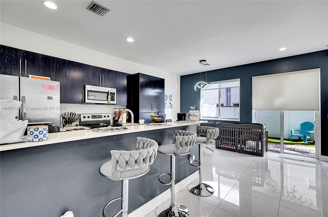 На продажу: $610,000 (3 спален, 2 ванн, 1798 Квадратных фут)