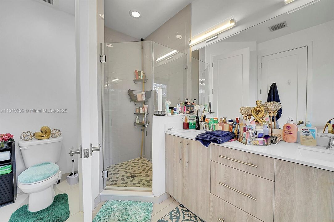 На продажу: $610,000 (3 спален, 2 ванн, 1798 Квадратных фут)