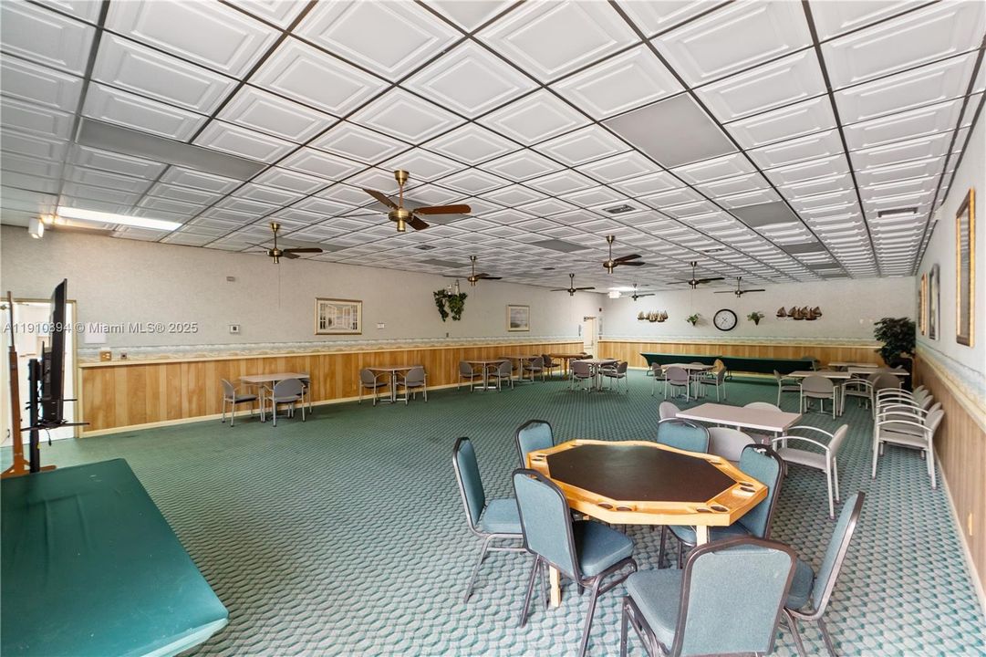 En Venta: $160,000 (1 camas, 2 baños, 852 Pies cuadrados)