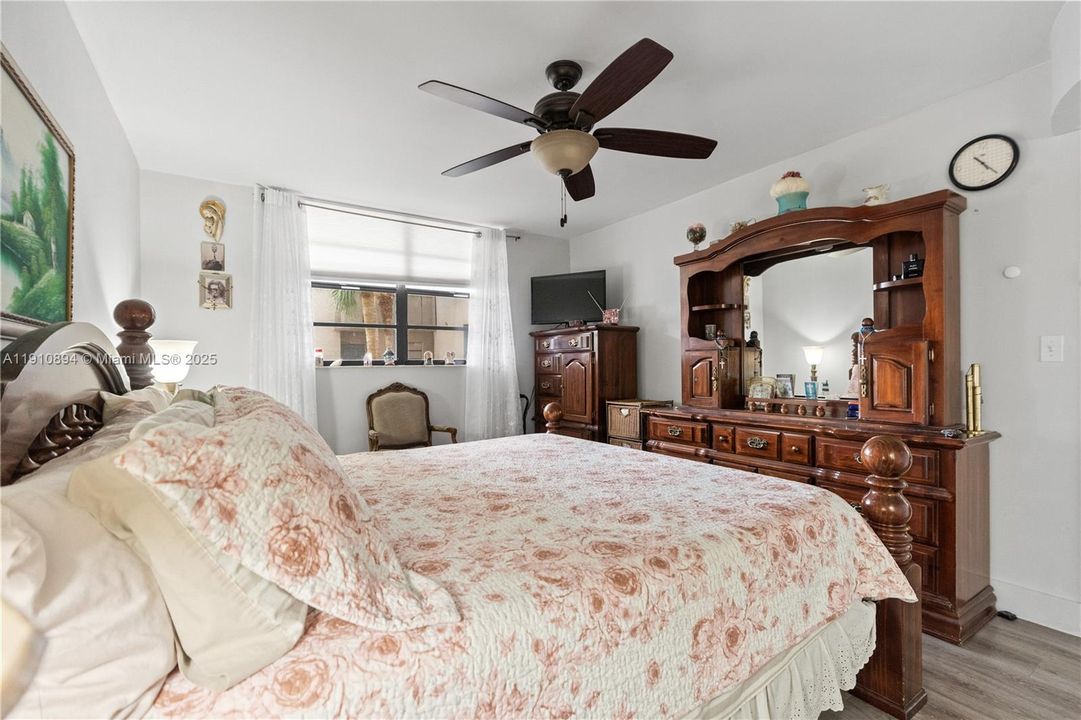 En Venta: $160,000 (1 camas, 2 baños, 852 Pies cuadrados)