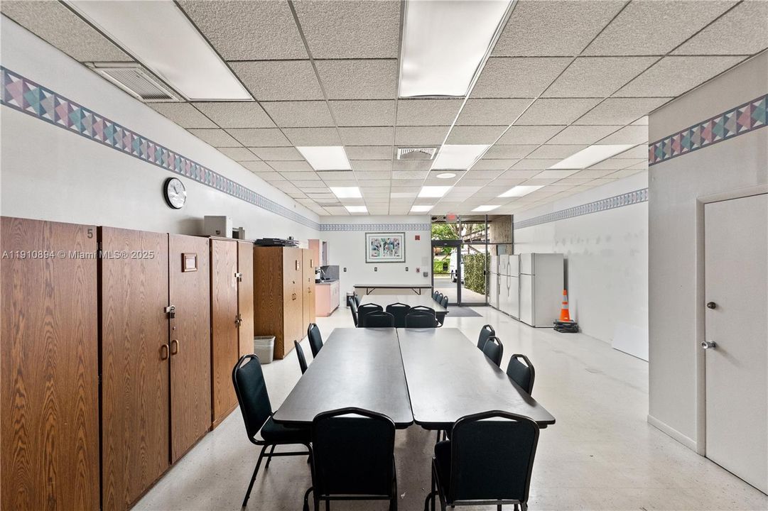 En Venta: $160,000 (1 camas, 2 baños, 852 Pies cuadrados)