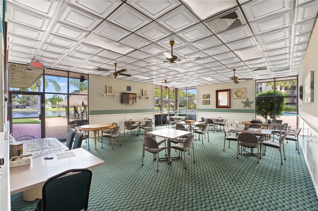 En Venta: $160,000 (1 camas, 2 baños, 852 Pies cuadrados)