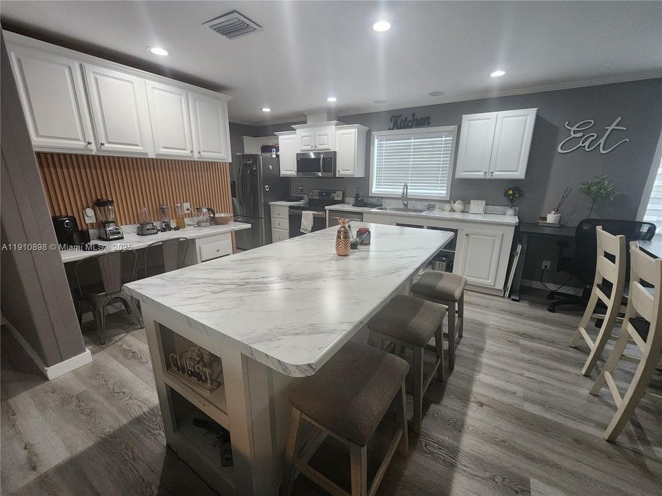 待售: $175,000 (3 贝兹, 2 浴室, 0 平方英尺)