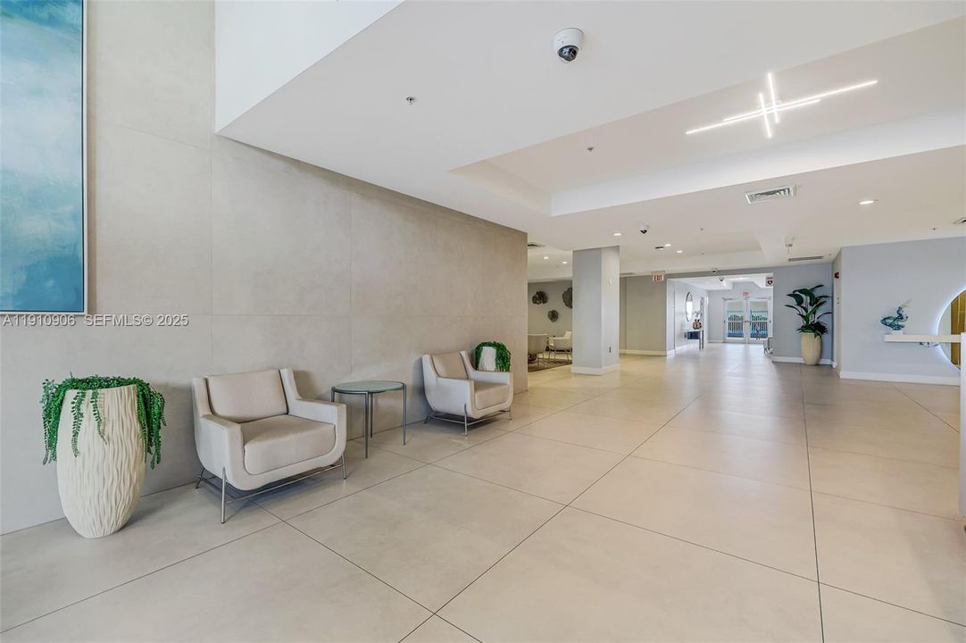 For Sale: $2,100,000 (3 beds, 4 baths, 2520 Square Feet)