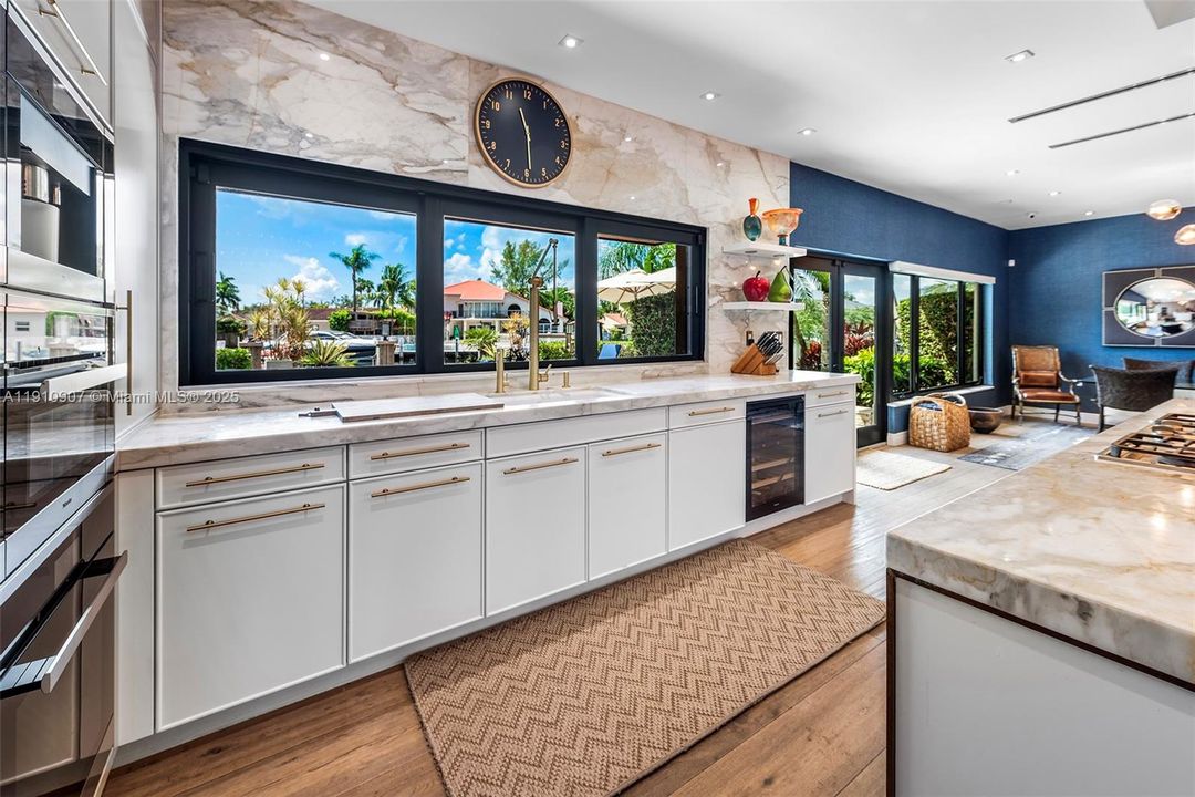 En Venta: $4,199,000 (5 camas, 3 baños, 3398 Pies cuadrados)