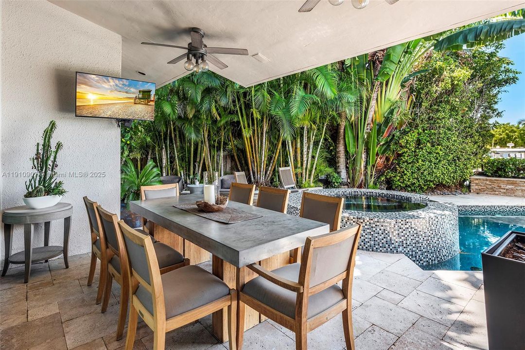 En Venta: $4,199,000 (5 camas, 3 baños, 3398 Pies cuadrados)