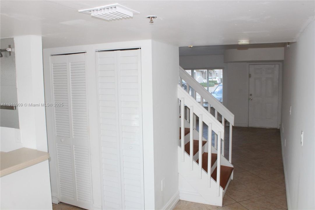 En Venta: $495,000 (3 camas, 2 baños, 1322 Pies cuadrados)