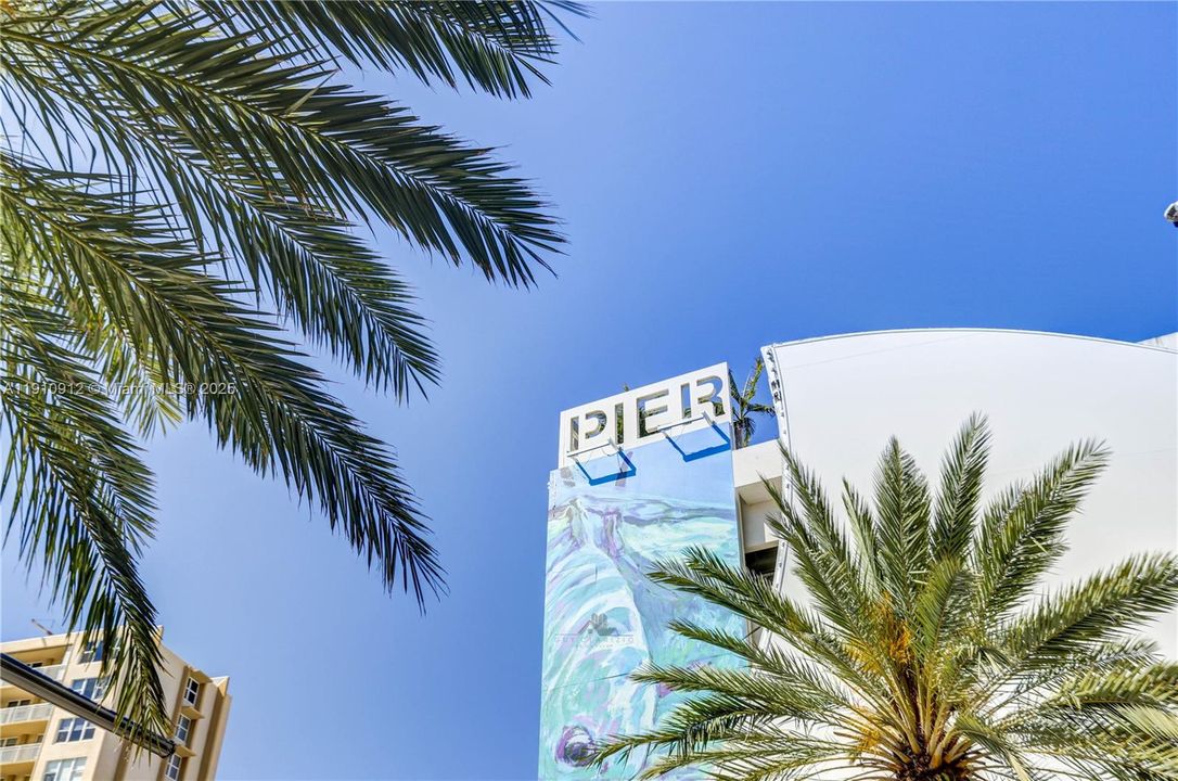 For Sale: $1,350,000 (2 beds, 2 baths, 1463 Square Feet)