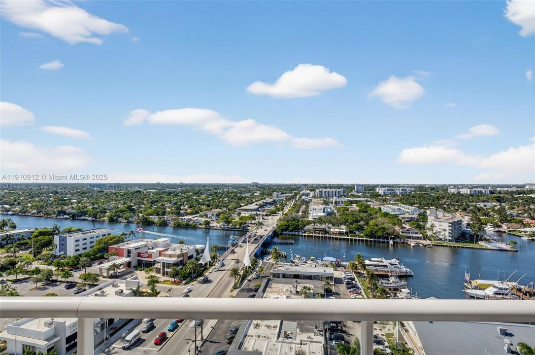 For Sale: $1,350,000 (2 beds, 2 baths, 1463 Square Feet)