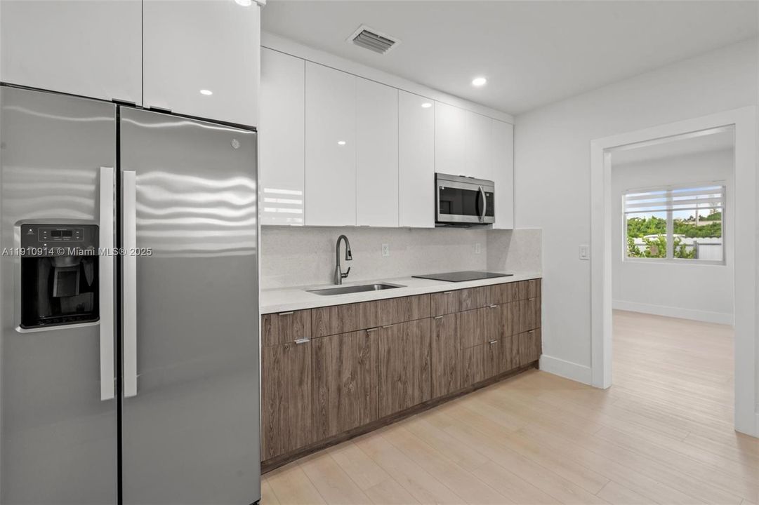 待售: $459,876 (2 贝兹, 1 浴室, 780 平方英尺)